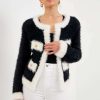 New Endless Rose Shank Button With Color Block Cardigan